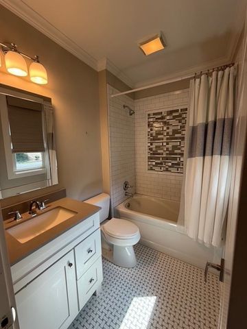 1559 EASTMORELAND AVE, Memphis, TN 38104