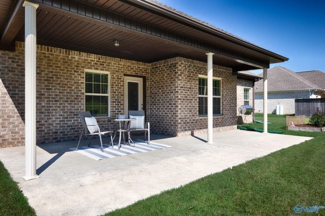 134 Lewis Vann Drive, Hazel Green, AL 35750