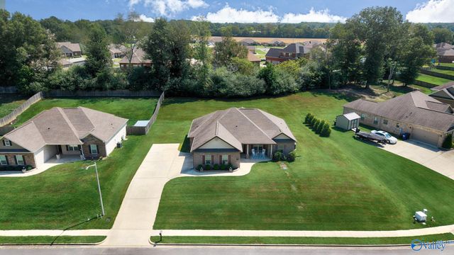 134 Lewis Vann Drive, Hazel Green, AL 35750