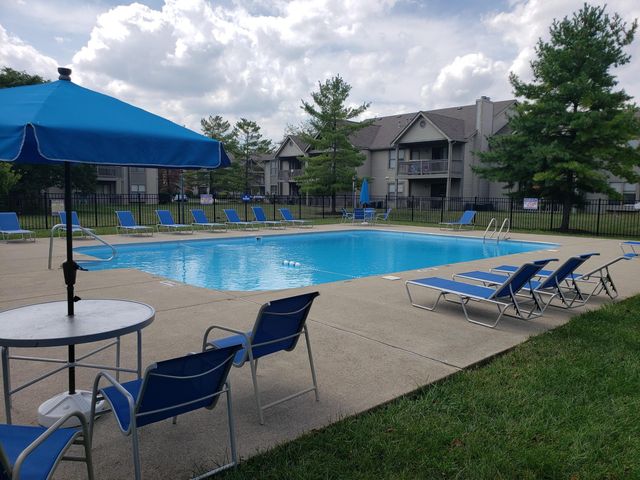 5322 Darlington Road, E, Columbus, OH 43220