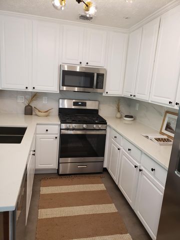 5322 Darlington Road, E, Columbus, OH 43220