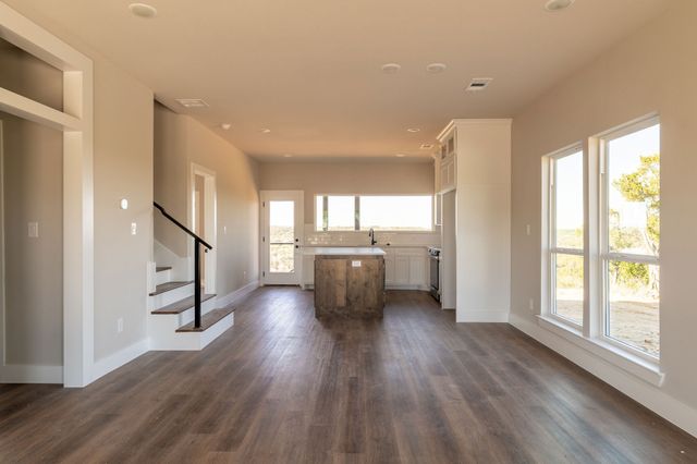 9100 Cherokee Court, Rio Vista, TX 76093