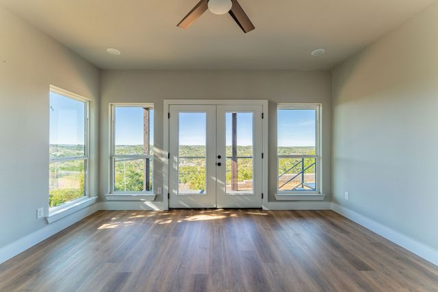 9100 Cherokee Court, Rio Vista, TX 76093