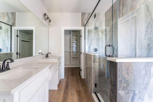 9100 Cherokee Court, Rio Vista, TX 76093