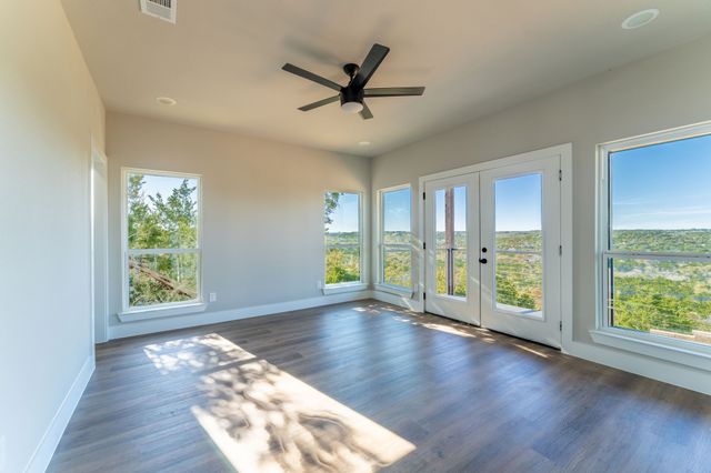 9100 Cherokee Court, Rio Vista, TX 76093