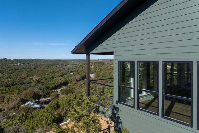 9100 Cherokee Court, Rio Vista, TX 76093