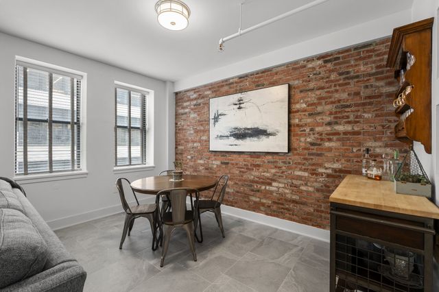 700 Church St Apt 305, Nashville, TN 37203