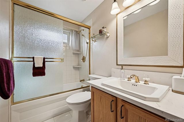 10424 Hollyhock Court, Highlands Ranch, CO 80129