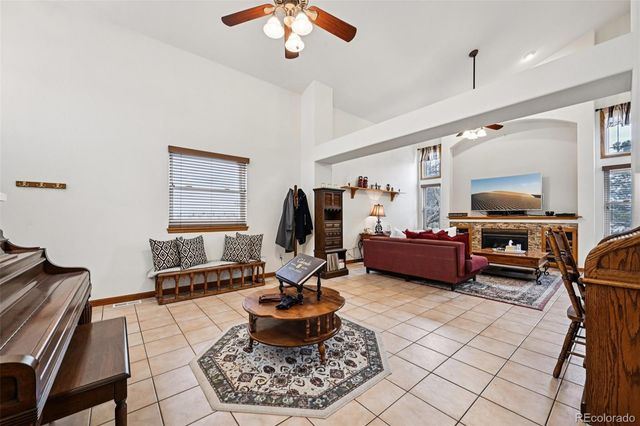 10424 Hollyhock Court, Highlands Ranch, CO 80129