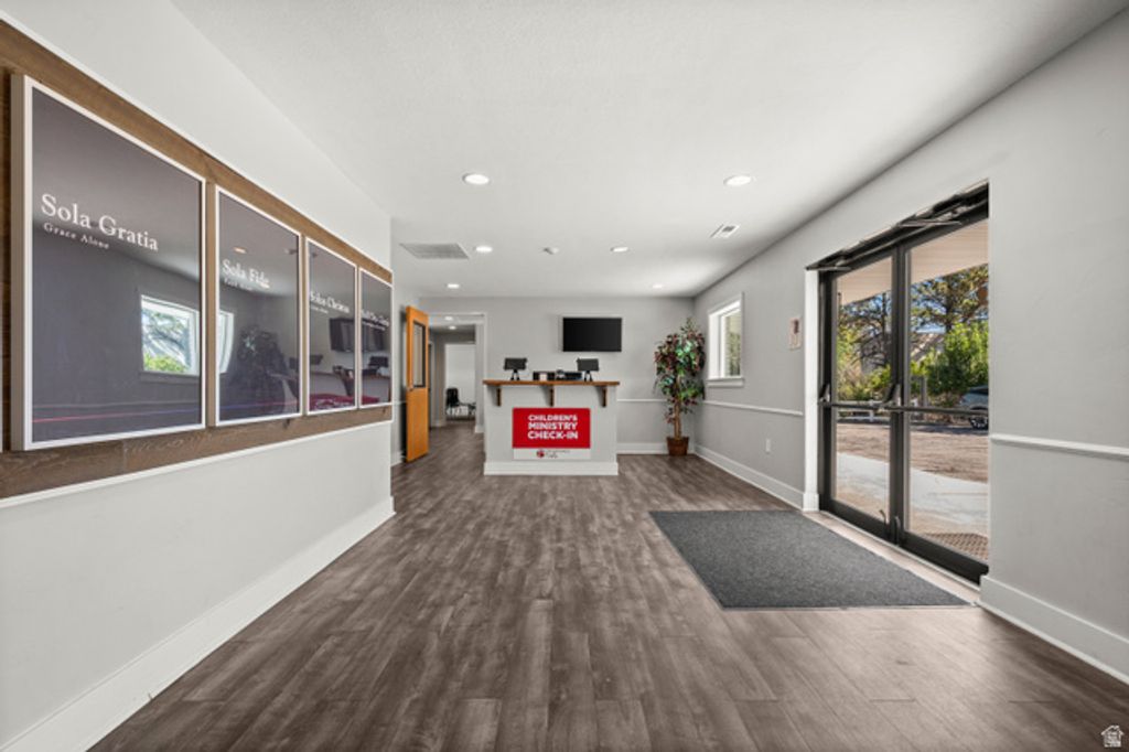 166 E 10600 S, Sandy, UT 84070 — photo 2