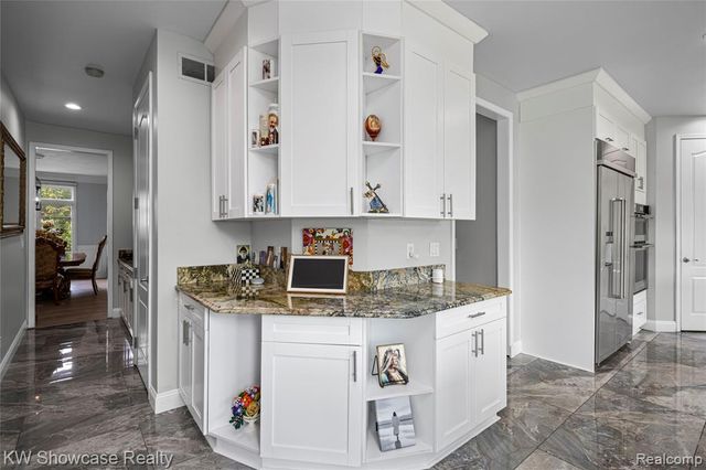 1803 Applebrook Drive, Commerce Twp, MI 48382