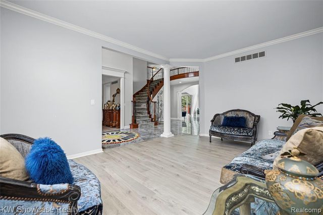 1803 Applebrook Drive, Commerce Twp, MI 48382