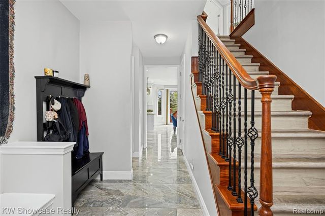 1803 Applebrook Drive, Commerce Twp, MI 48382