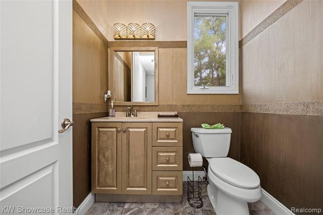 1803 Applebrook Drive, Commerce Twp, MI 48382
