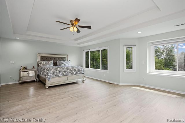 1803 Applebrook Drive, Commerce Twp, MI 48382