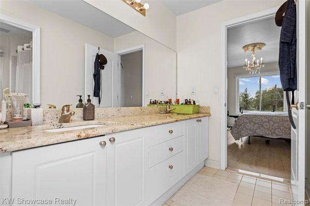 1803 Applebrook Drive, Commerce Twp, MI 48382