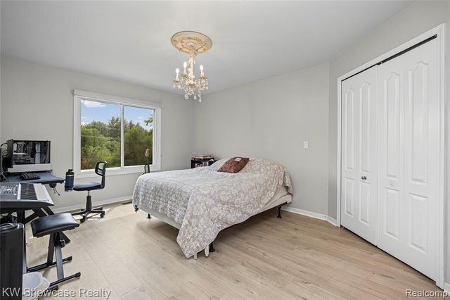 1803 Applebrook Drive, Commerce Twp, MI 48382