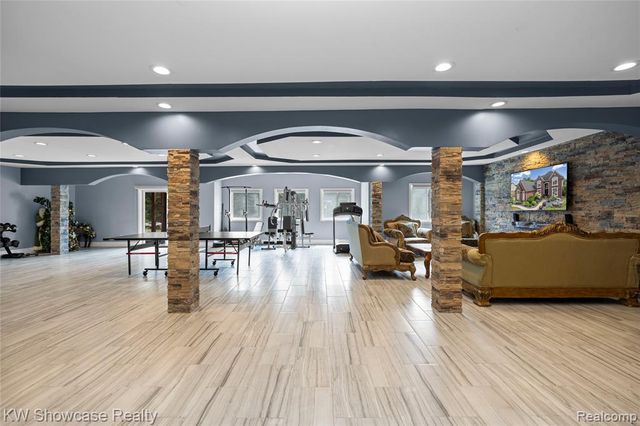 1803 Applebrook Drive, Commerce Twp, MI 48382