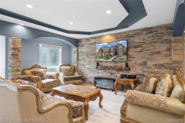 1803 Applebrook Drive, Commerce Twp, MI 48382