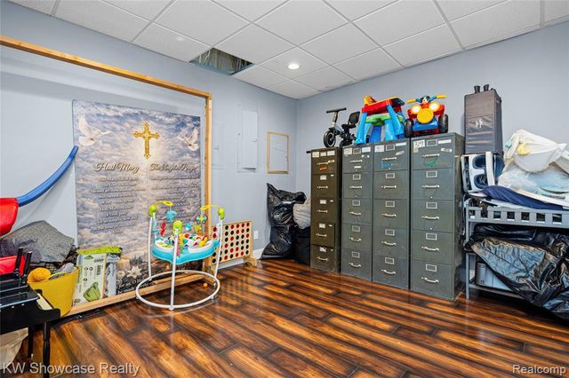 1803 Applebrook Drive, Commerce Twp, MI 48382