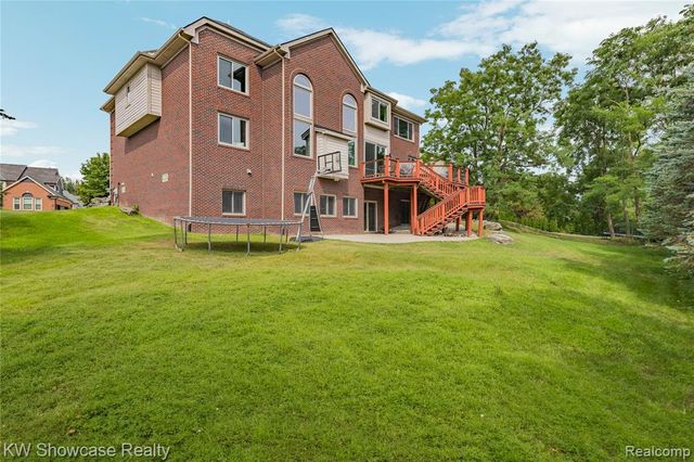 1803 Applebrook Drive, Commerce Twp, MI 48382