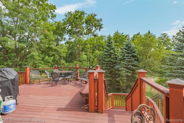 1803 Applebrook Drive, Commerce Twp, MI 48382