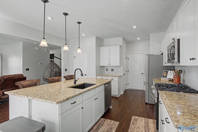 117 Ginhouse Way, Decatur, AL 35603