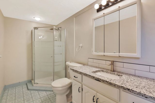 145 N Erie St, Wichita, KS 67214