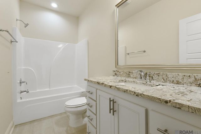 36198 Belle Parc Ave, Geismar, LA 70734