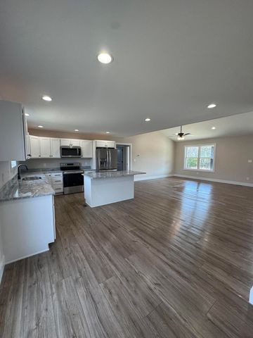 180 Saddlebrook Lane, Dry Ridge, KY 41035