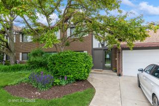 305 Walters Lane 1B, Itasca, IL 60143