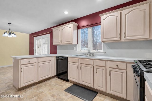 207 Superior Court, Toms River, NJ 08755