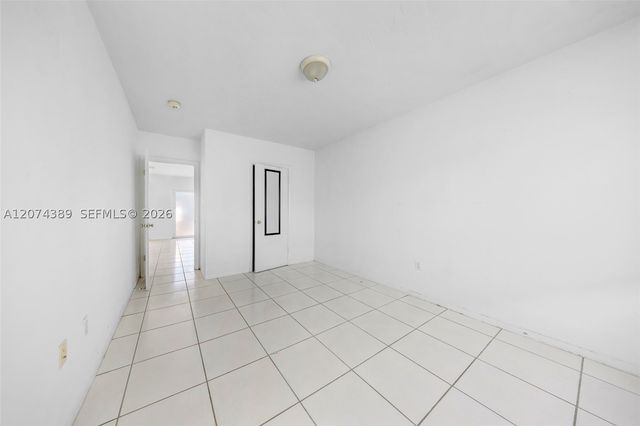 625 75th St, Miami Beach, FL 33141