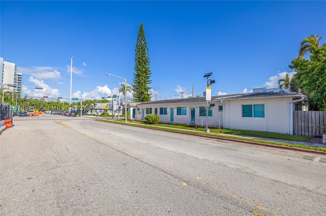 625 75th St, Miami Beach, FL 33141
