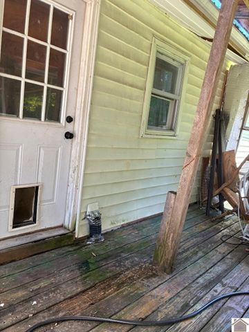 3315 Hovekamp Rd, Paducah, KY 42003