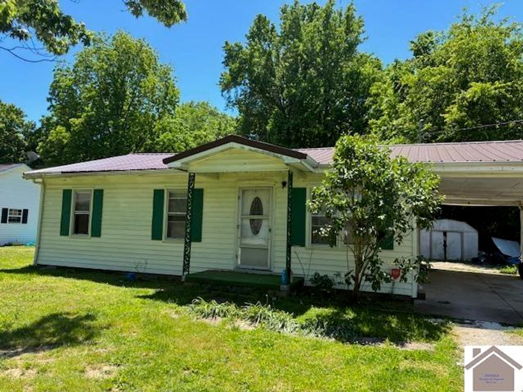 3315 Hovekamp Rd, Paducah, KY 42003