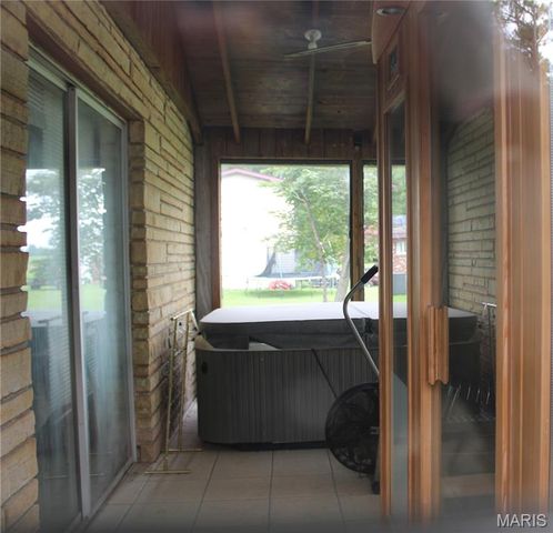 3201 S Ward Avenue, Caruthersville, MO 63830