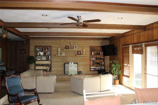 3201 S Ward Avenue, Caruthersville, MO 63830