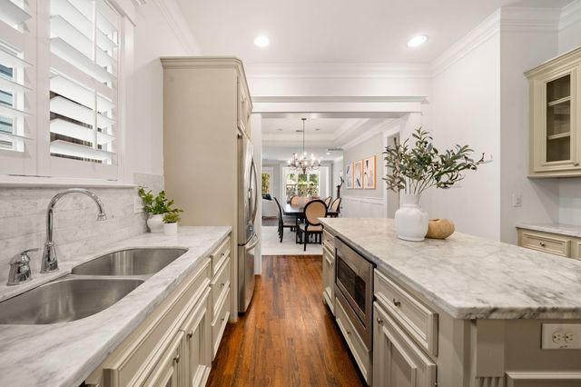 1024 Alexander Street Street, Houston, TX 77008