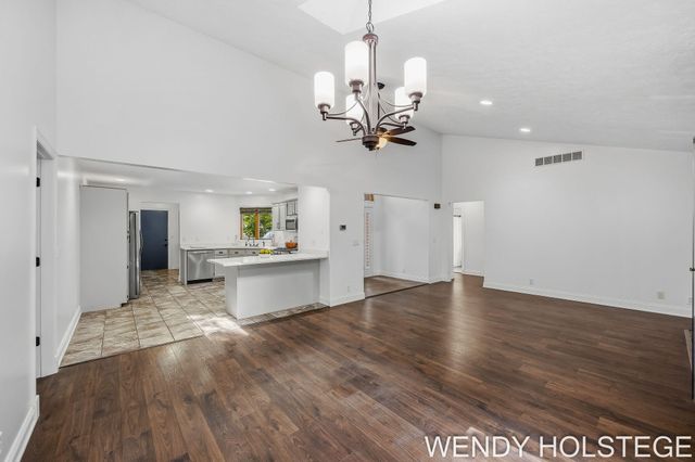 2080 W 32nd Street, Laketown Twp, MI 49423