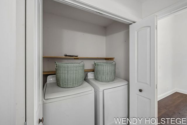2080 W 32nd Street, Laketown Twp, MI 49423