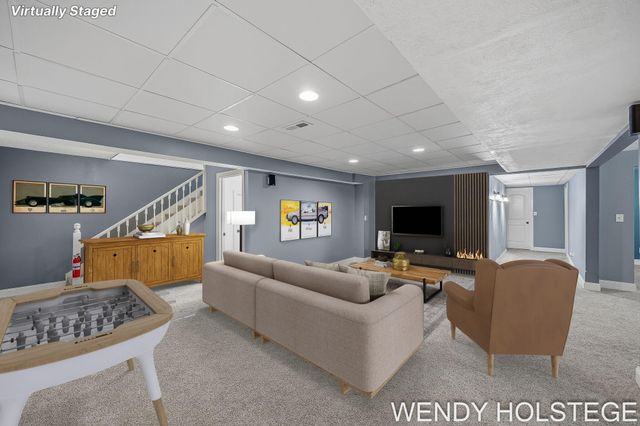 2080 W 32nd Street, Laketown Twp, MI 49423