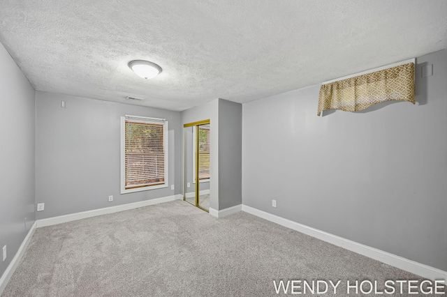 2080 W 32nd Street, Laketown Twp, MI 49423