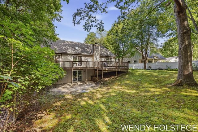 2080 W 32nd Street, Laketown Twp, MI 49423