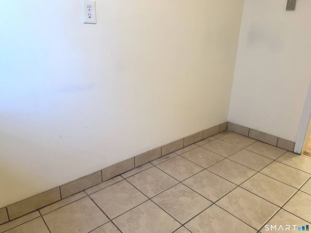 1044 Campbell Avenue 4A, West Haven, CT 06551