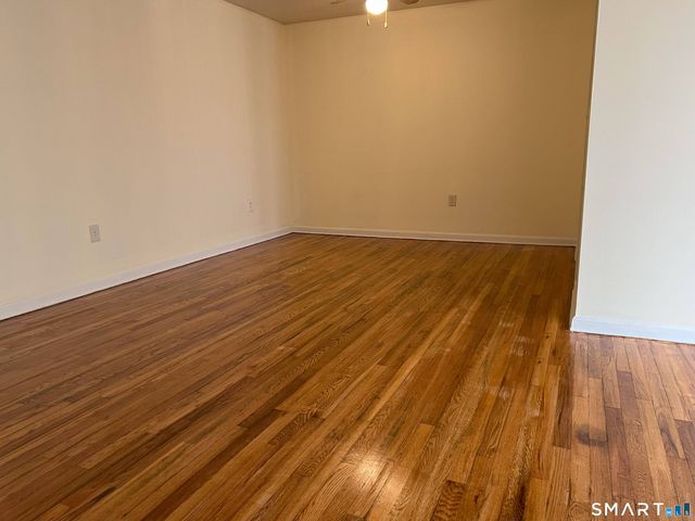 1044 Campbell Avenue 4A, West Haven, CT 06551