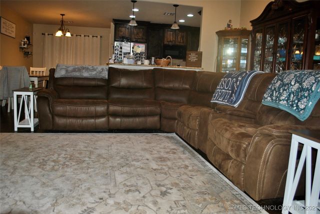 96 Dawson Drive, Calera, OK 74730