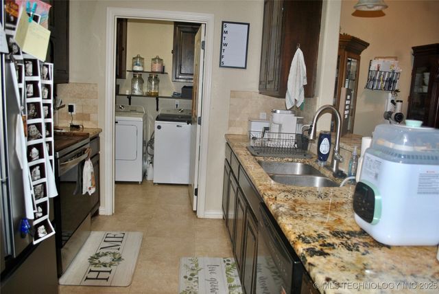 96 Dawson Drive, Calera, OK 74730