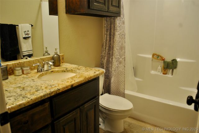 96 Dawson Drive, Calera, OK 74730