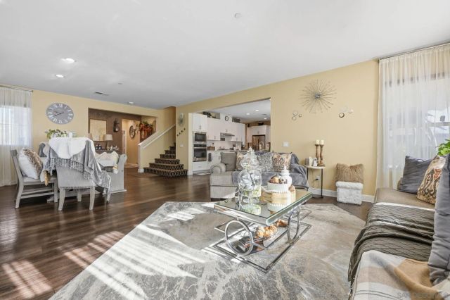 1124 Camino Levante, Chula Vista, CA 91913